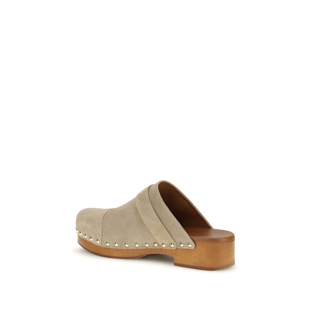 Chloé beige tetteklakker i kalveskinn av Bos Taurus