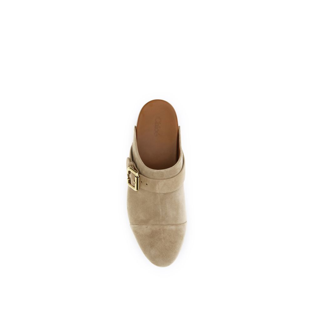 Chloé beige tetteklakker i kalveskinn av Bos Taurus