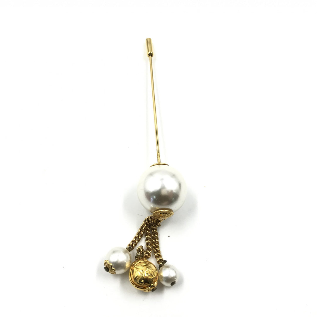 Salvatore Ferragamo Pin Brosje, Perlestil, Eske