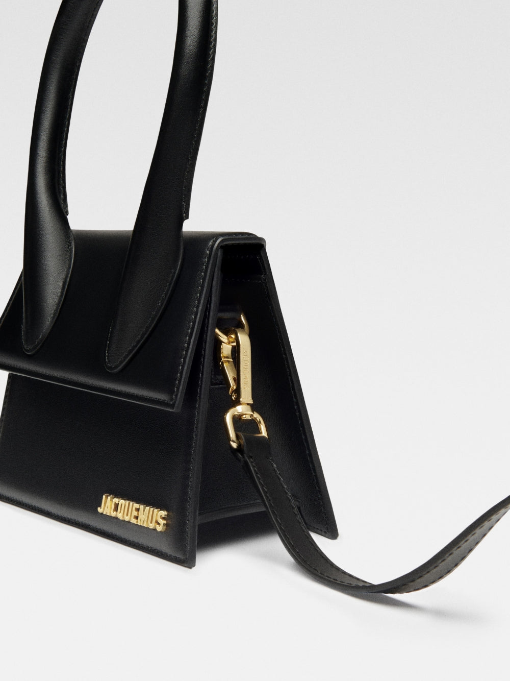 Jacquemus svart Le Chiquito Moyen-veske i skinn