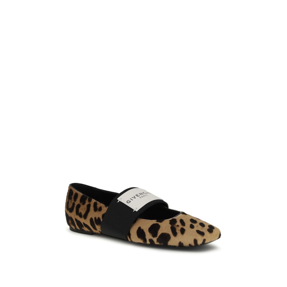 Givenchy Beige Kalveskinn Bos Taurus Ballerinasko