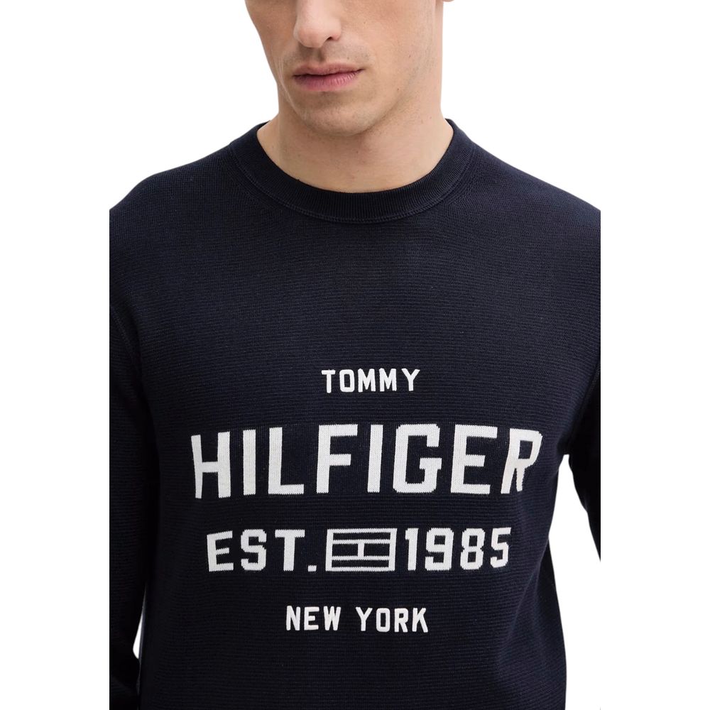 Tommy Hilfiger marineblå genser i økologisk bomull
