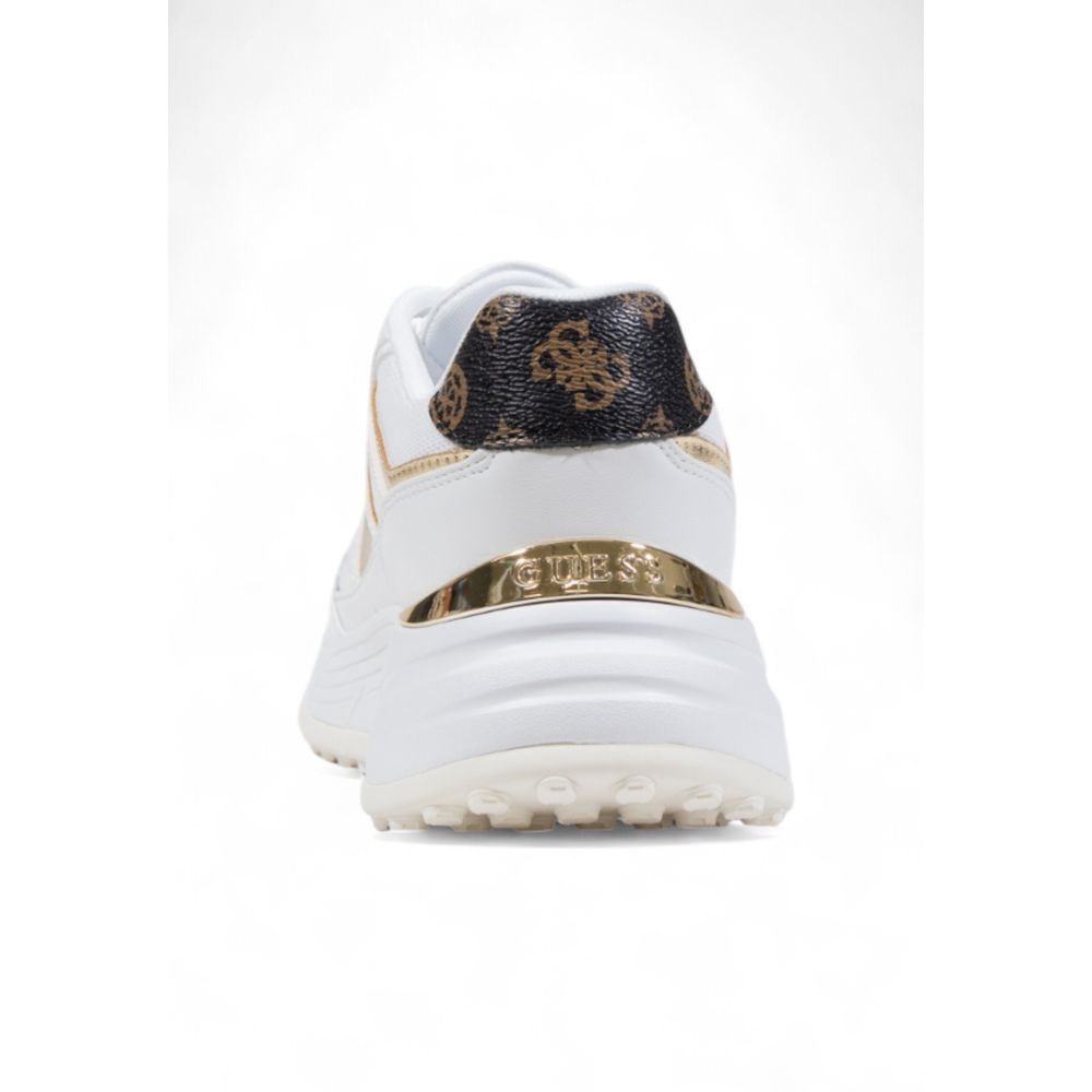 Guess Hvite Chunky joggesko i polyetylen