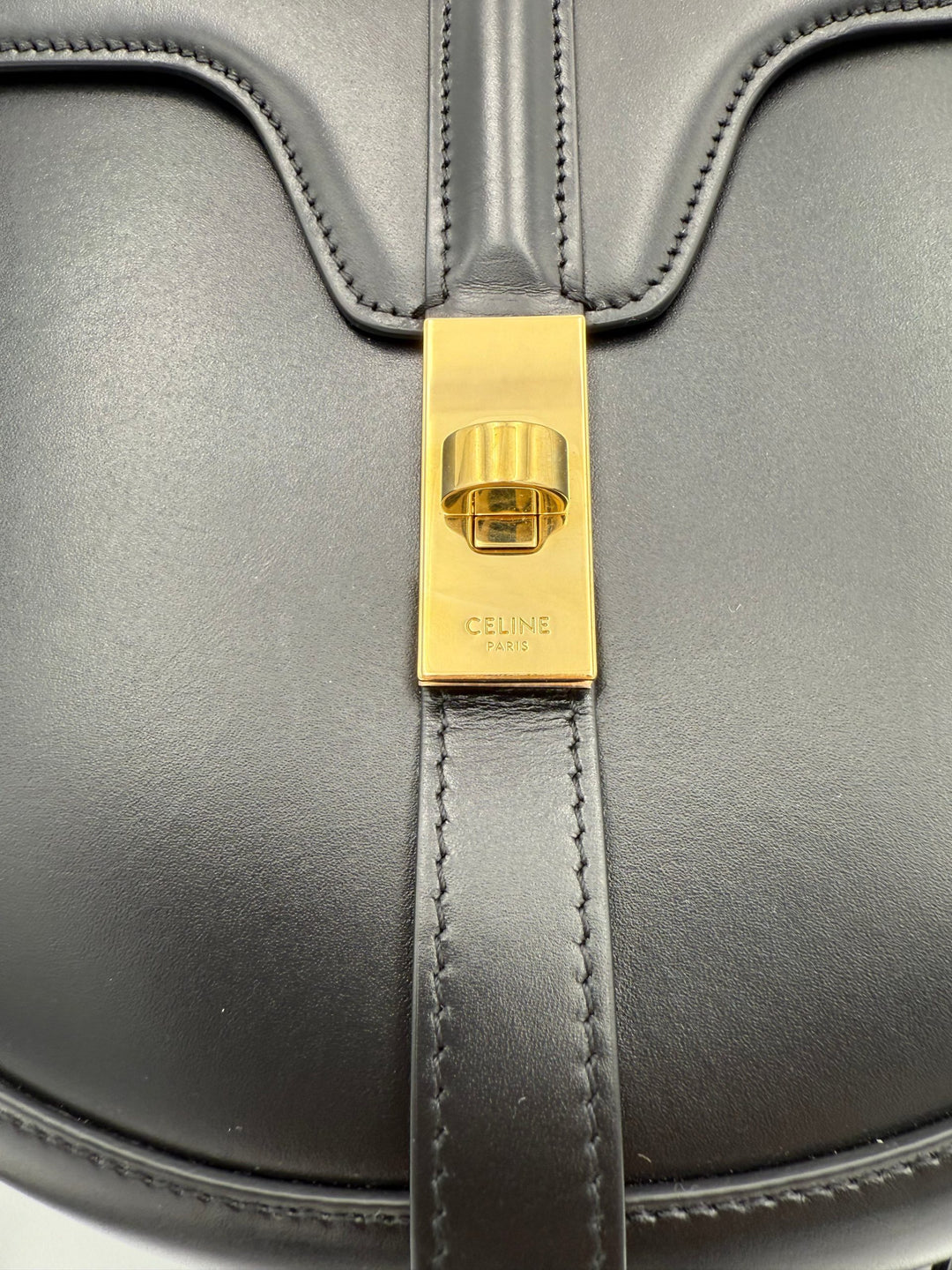 Celine CELINE Sac 16 Besace svart stor veske