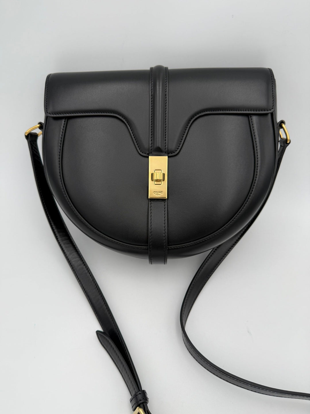 Celine CELINE Sac 16 Besace svart stor veske