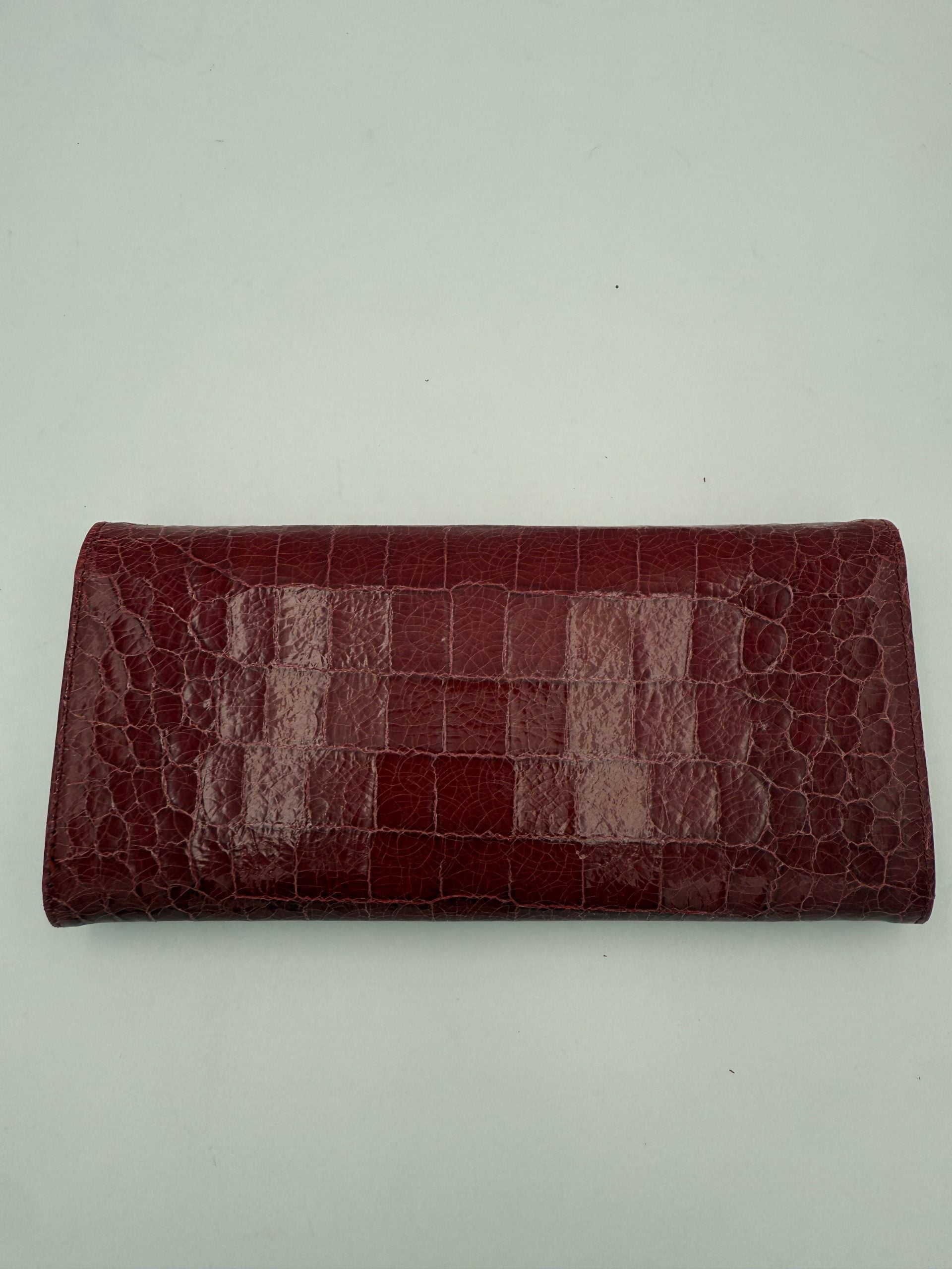 Miu Miu MIU MIU Rosso Lommebok i skinn med krokodillemønster