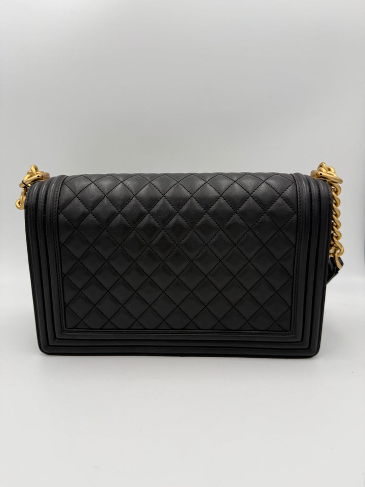 Chanel CHANEL BOY Stor Håndveske