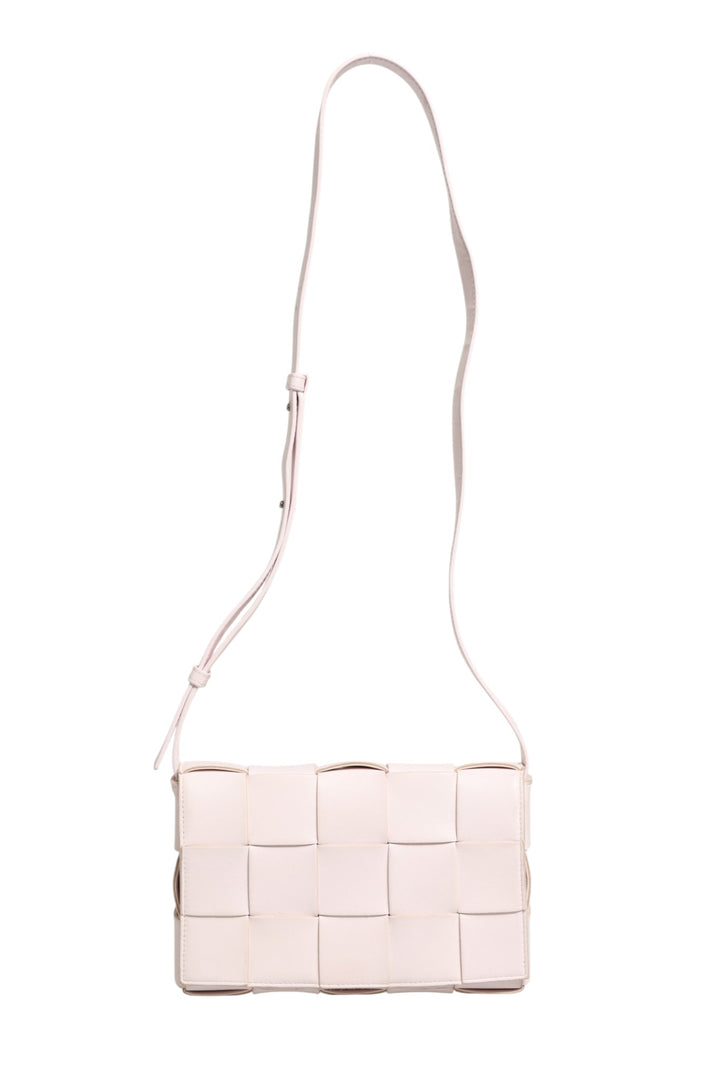 Bottega Veneta Pink Intrecciato Cassette Skulderveske