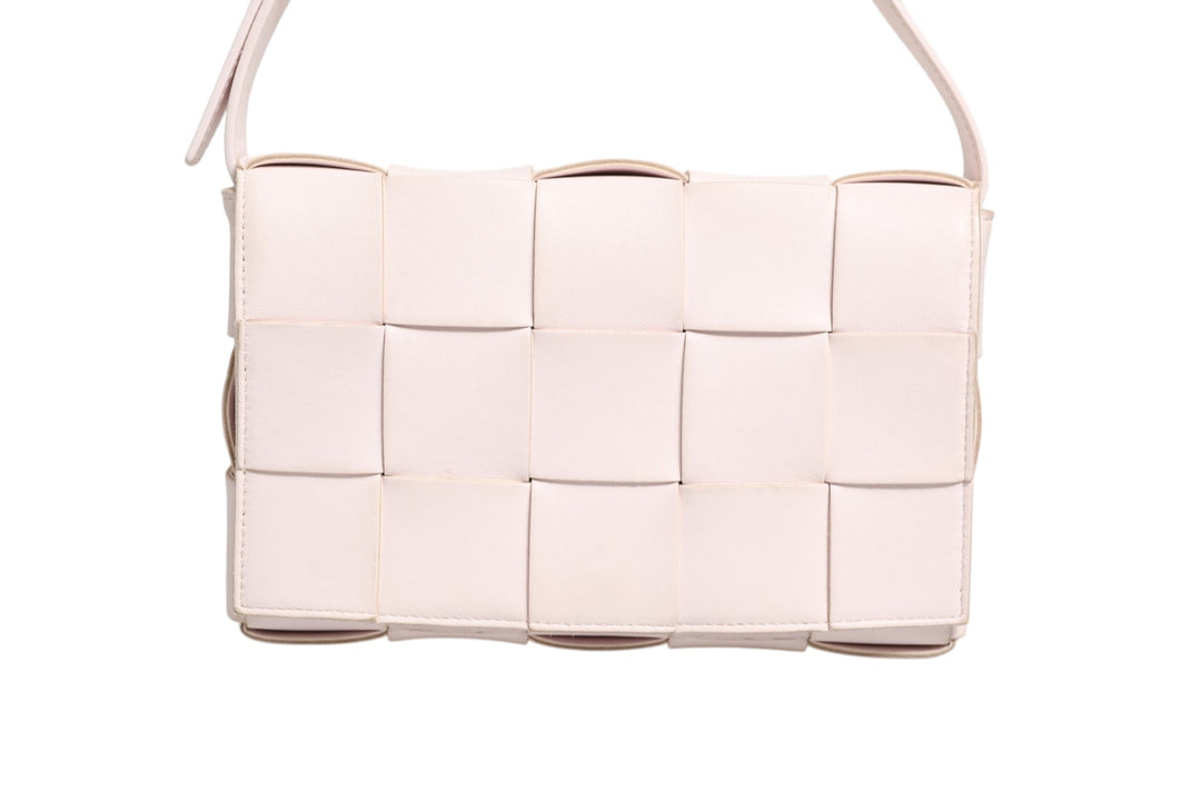 Bottega Veneta Pink Intrecciato Cassette Skulderveske