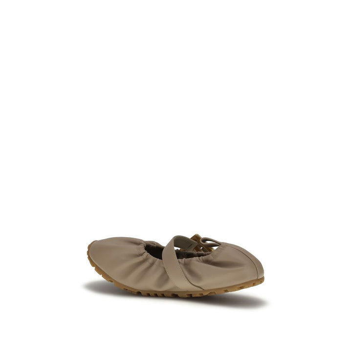 Balmain beige ballerinasko i lammeskinn fra Ovis Aries Aries