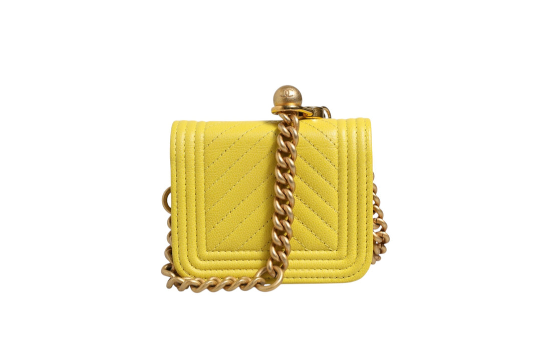 Chanel Crossbody Gul Skinnveske
