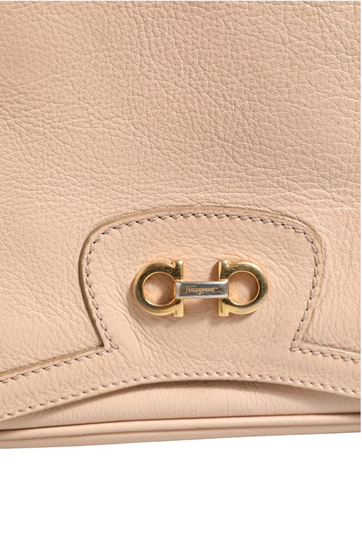 Salvatore Ferragamo Gancini Skulderveske