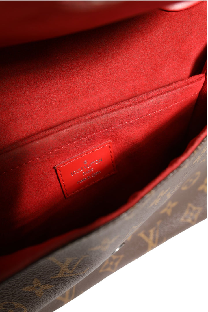 Louis Vuitton Saint Michel Monogram Epi Skulderveske Coquelicot