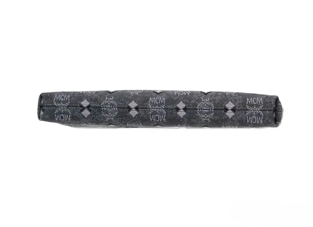 MCM Veritas Medium Dark Grey Denim Monogram Logo Kanvas Clutch Pouch Håndveske