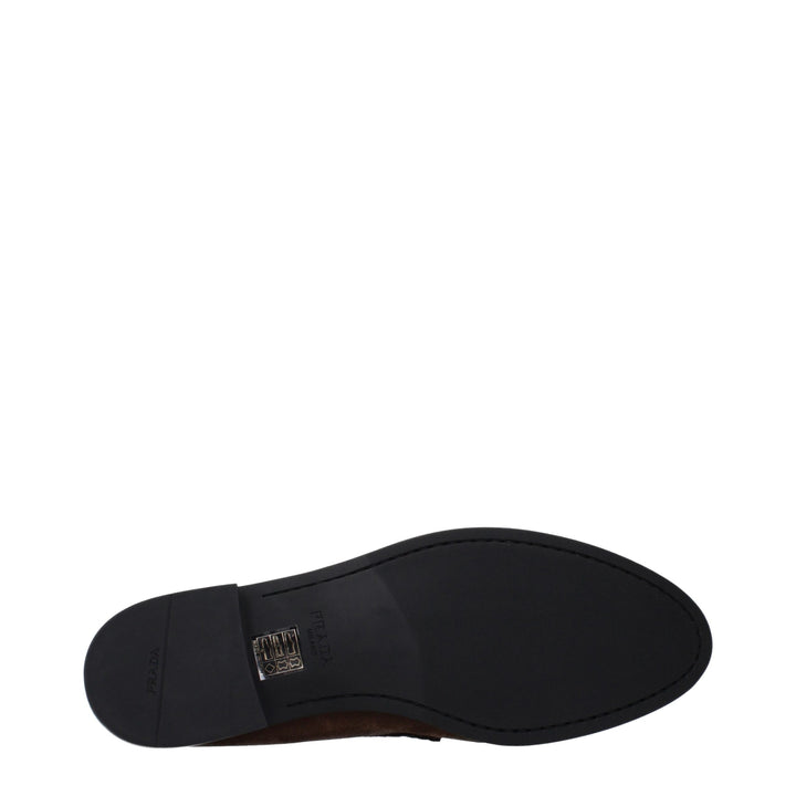 Prada brune loafers i skinn uten lukking