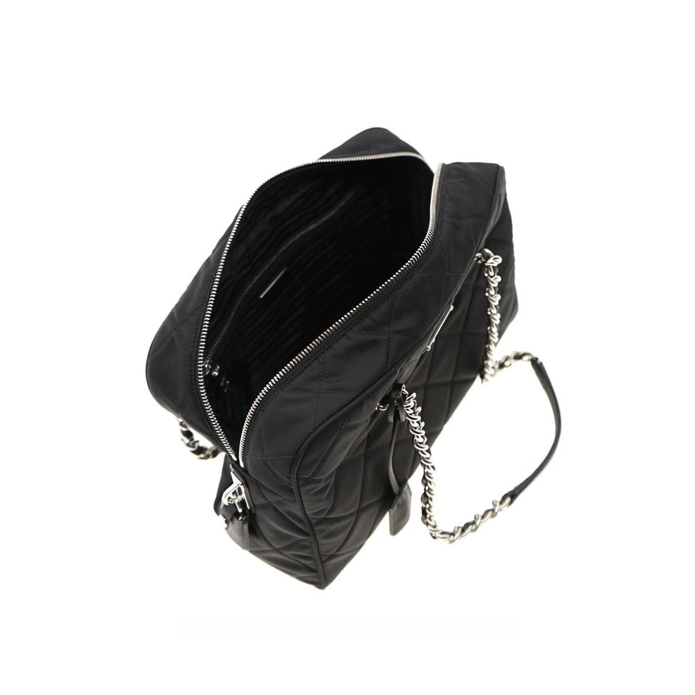 Prada Skulderveske i svart nylon
