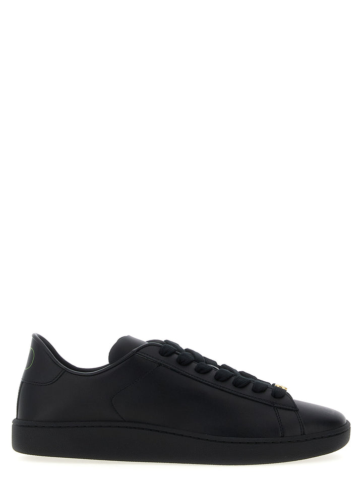 Valentino Garavani Sorte Kalveskinn Lavprofil Sneakers