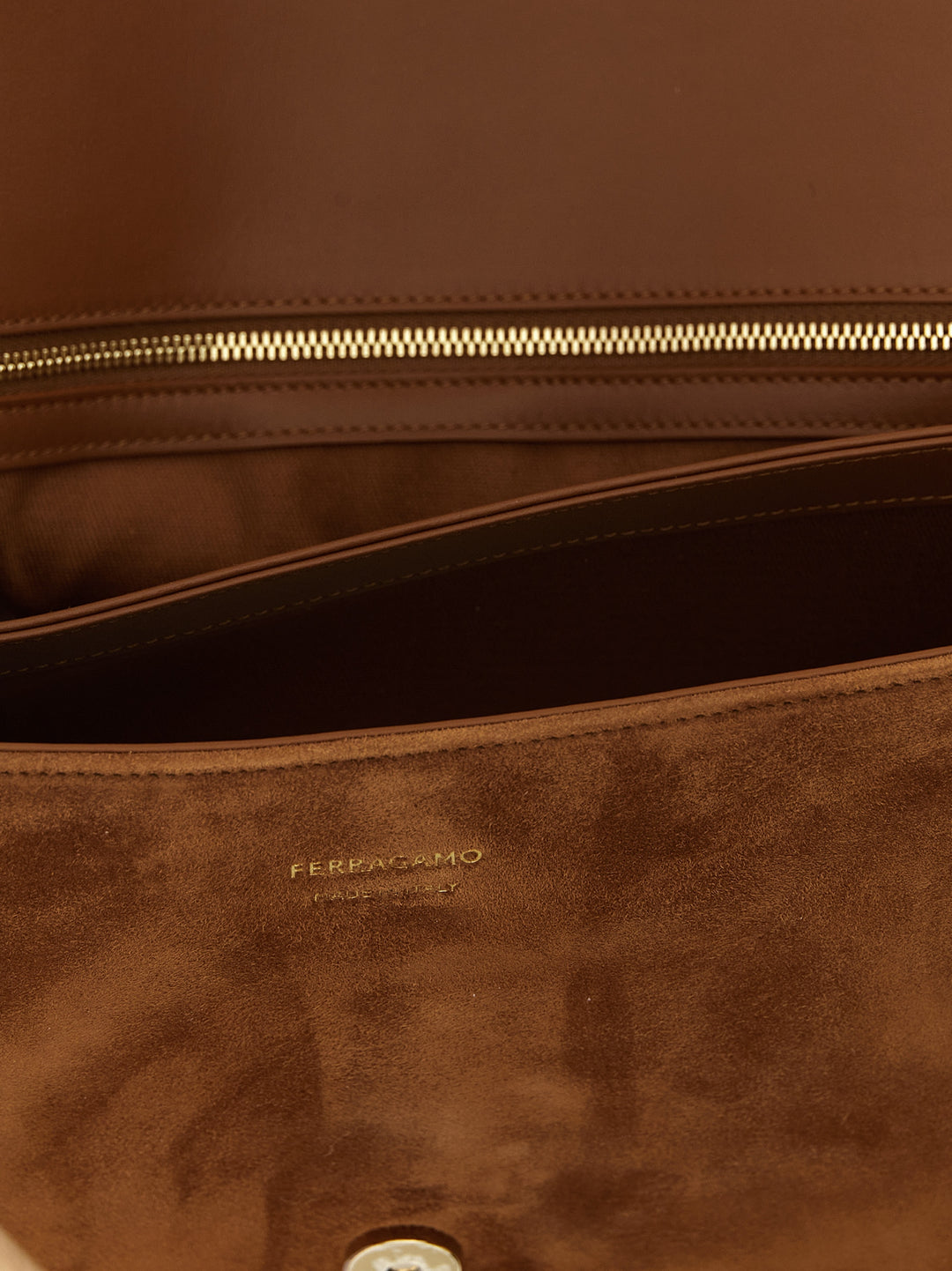 Ferragamo Brun Skulderveske i Geiteskinn