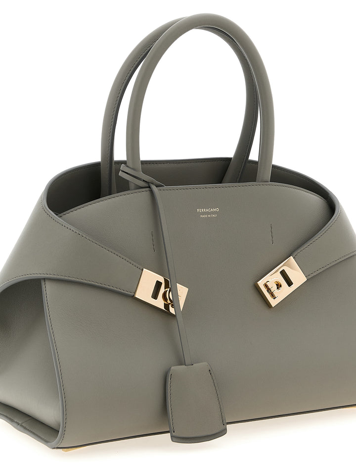 Ferragamo håndveske i grått kalveskinn