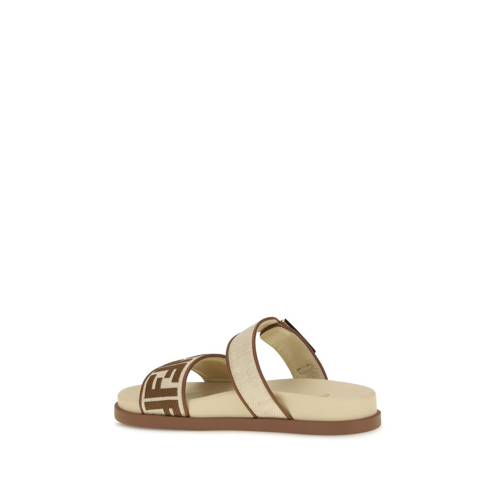Fendi flate sandaler i brun raffia