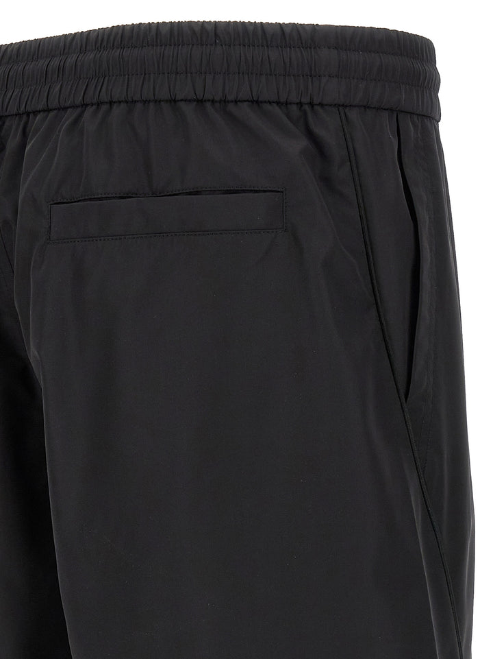 Givenchy svarte bermudashorts i polyester