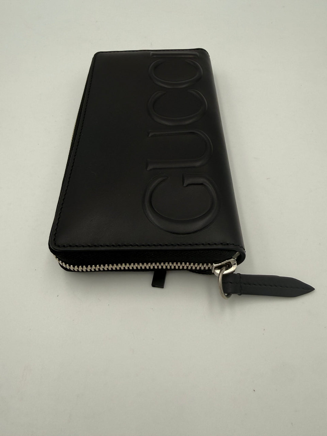 Gucci GUCCI Glidelås Sort Pregende Logo Lommebok