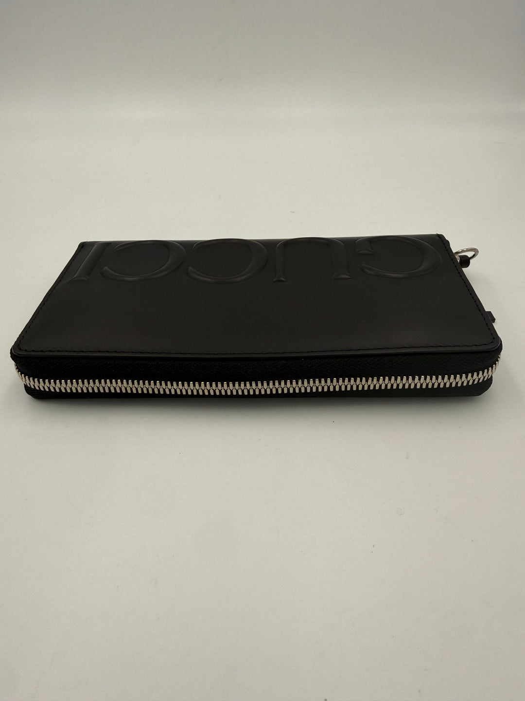 Gucci GUCCI Glidelås Sort Pregende Logo Lommebok