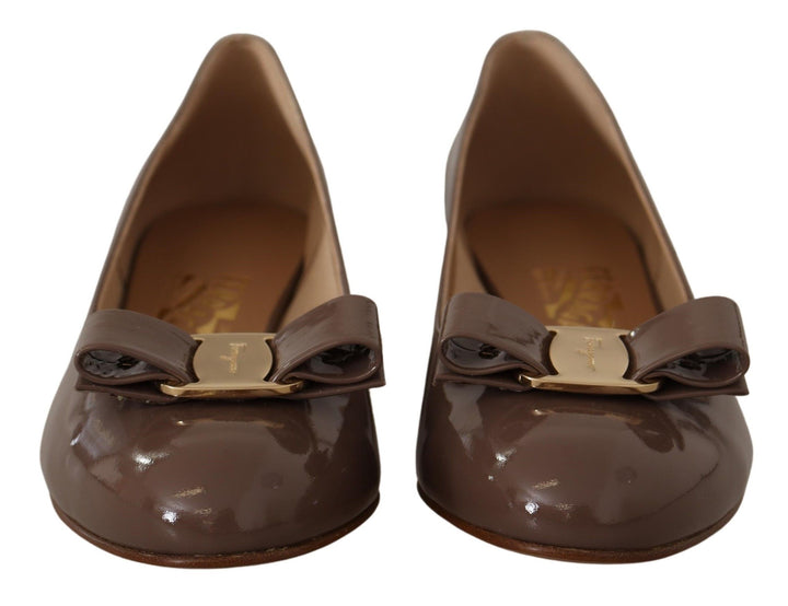 Salvatore Ferragamo Brune Naplak Kalveskinn Pumps Sko