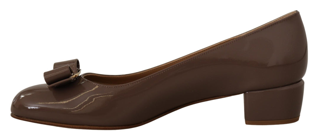 Salvatore Ferragamo Brune Naplak Kalveskinn Pumps Sko