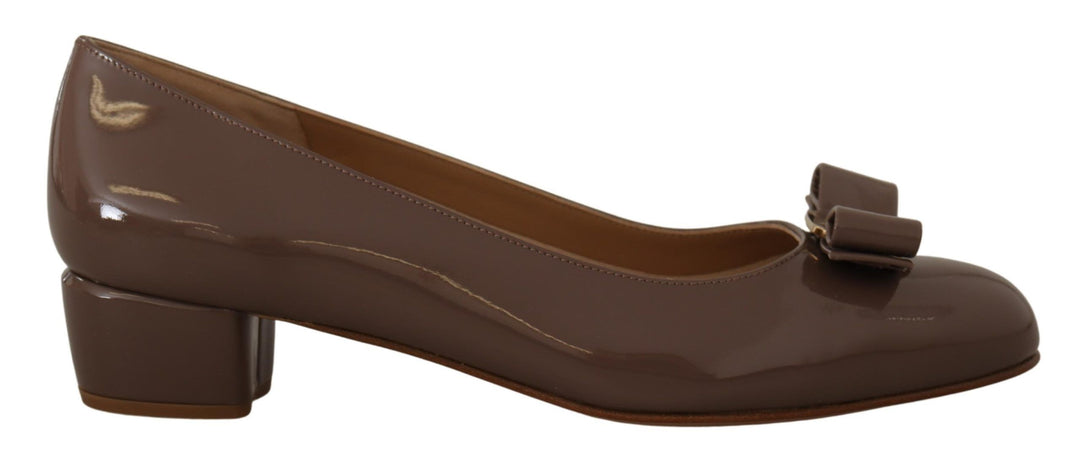 Salvatore Ferragamo Brune Naplak Kalveskinn Pumps Sko
