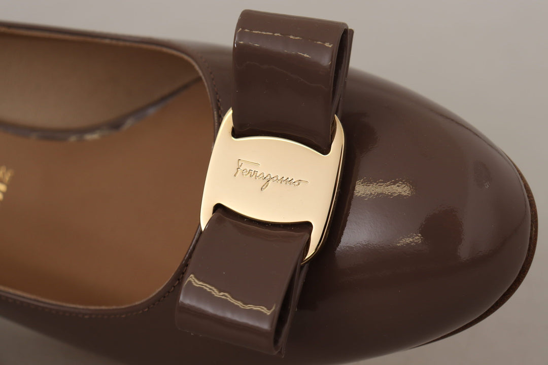 Salvatore Ferragamo Brune Naplak Kalveskinn Pumps Sko