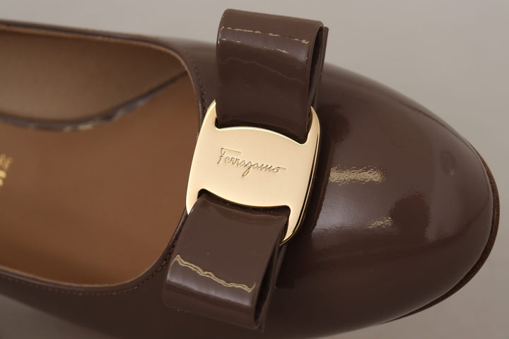 Salvatore Ferragamo Brune Naplak Kalveskinn Pumps Sko