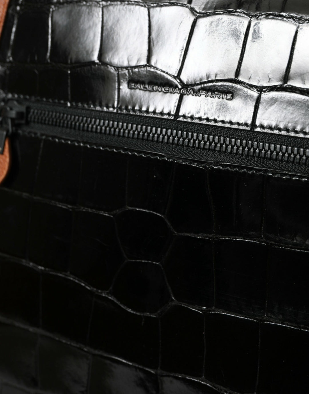 Balenciaga svart brunt eksotisk skinn vertikal crossbody-veske