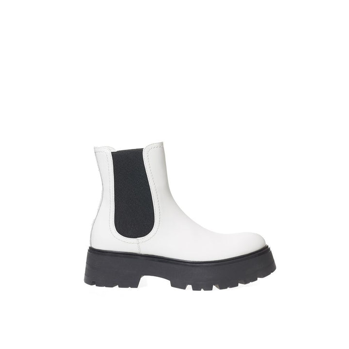Alexander McQueen Svarte og hvite Chelsea-boots i skinn