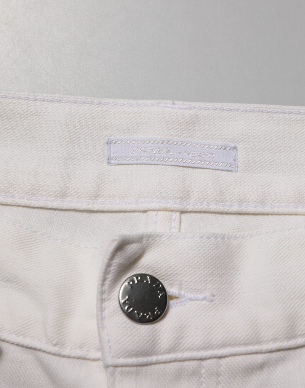 Vaqueros casuales pitillo de tiro medio blancos Prada