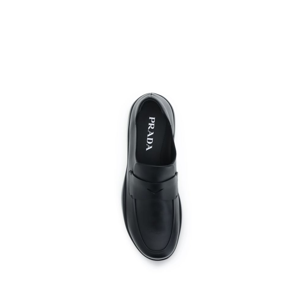 Mocasines Prada sin cordones de piel de becerro negra Bos Taurus